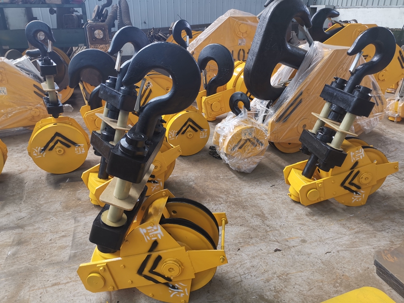 Hook pulley block